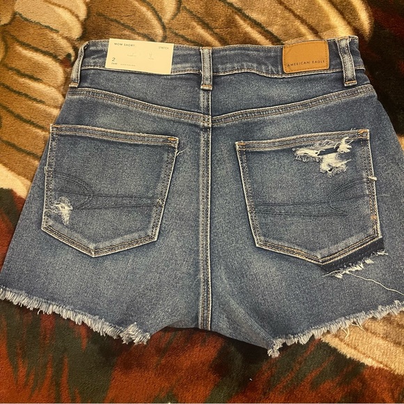 Shorts - Picture 2 of 7